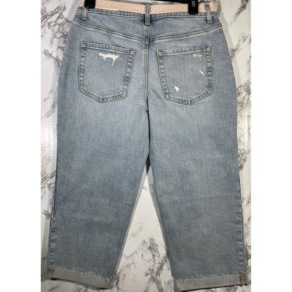M Jeans by Maurices Womens Mid Rise 21" Straight Crop Jeans Size 6 Original Fit - Picture 2 of 5